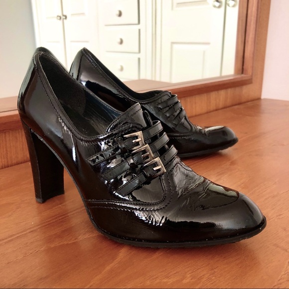 Stuart Weitzman Shoes - Stuart Weitzman Patent Leather Buckle Heels